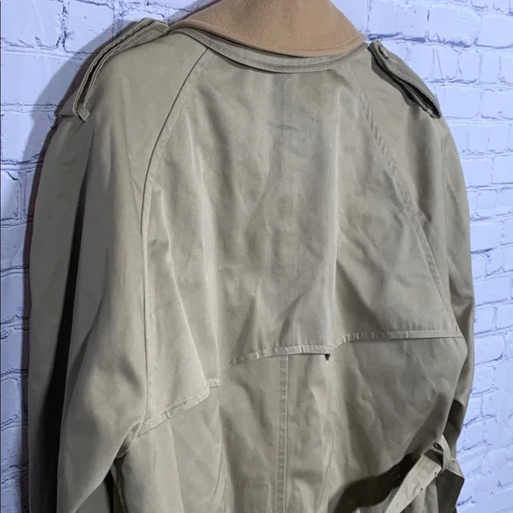 Jos. A Bank Mens VTG Trench Coat Tan Size 40R Removable Plaid Flannel Lining